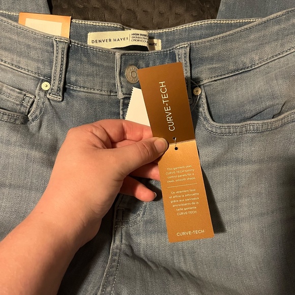 Denver Hayes Women's Cropped Jeans Size 10 - Picture 4 of 4
